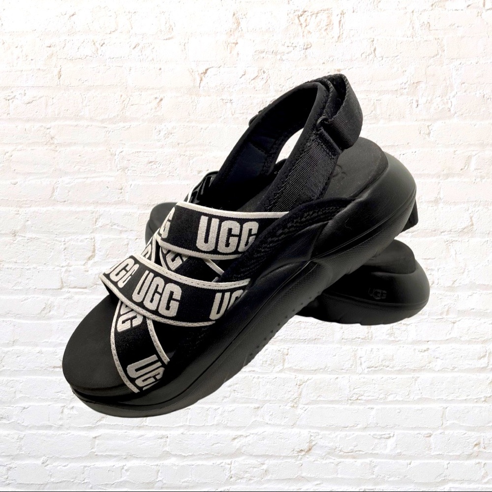 UGG LA Cloud Sandal sz 9